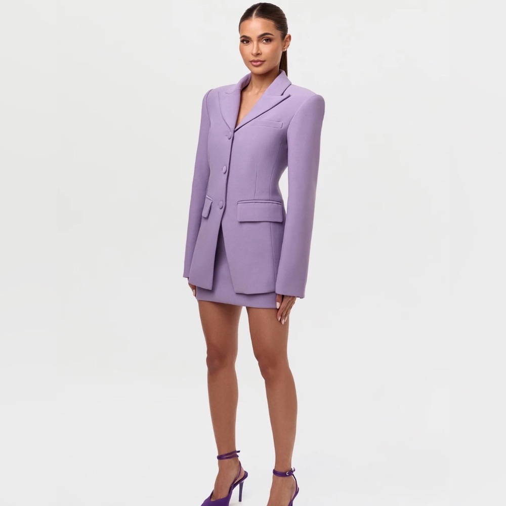 Naked Wardrobe Power Suit Blazer NWT
 
Just the blazer 
Size XS